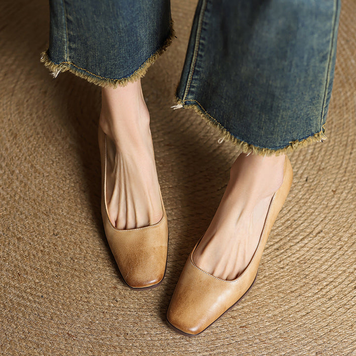 Elviera Square Leather Pumps